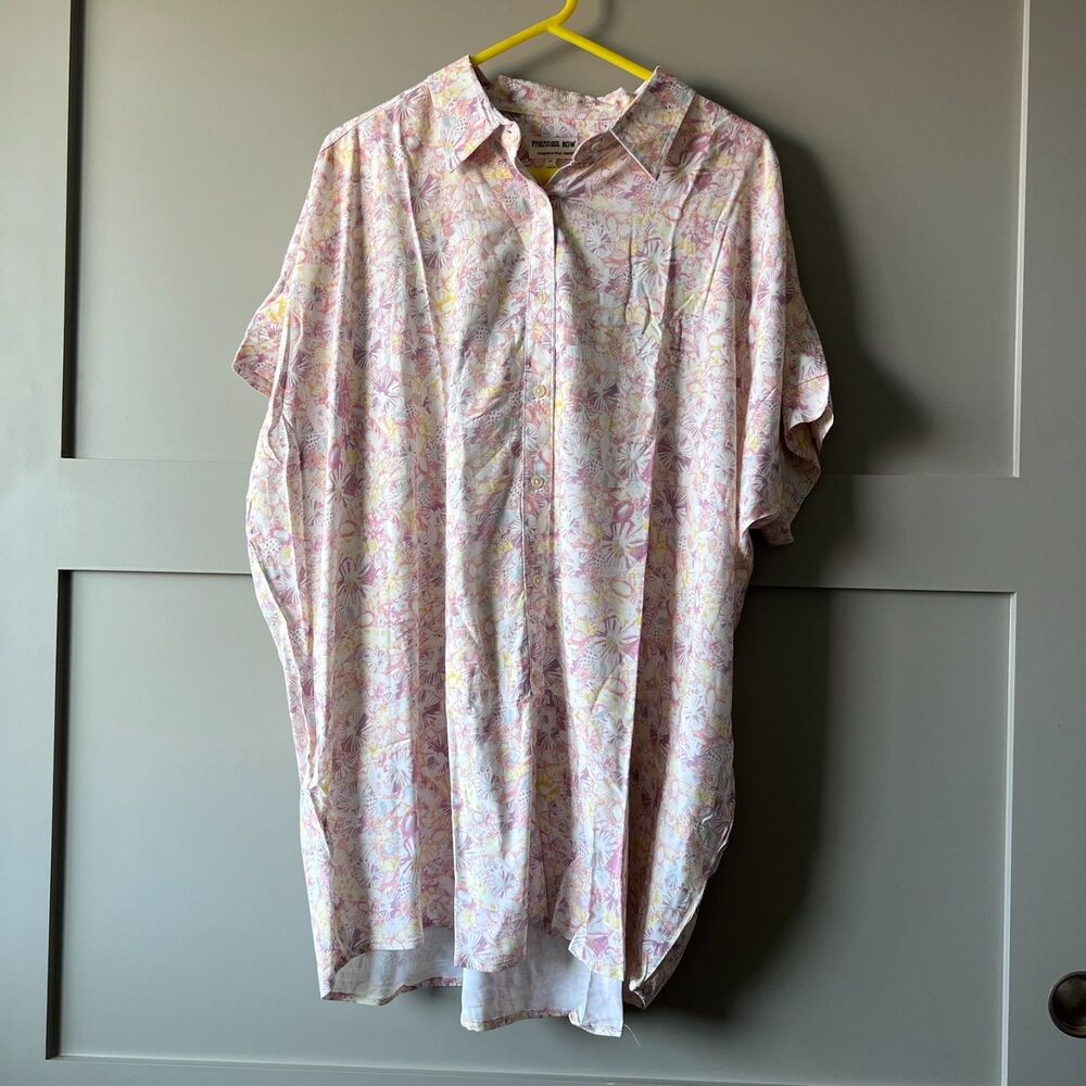 Paradise‎ Now Hawaii Button Up Shirt Womens XL Pink Shells Blossom Maui NEW